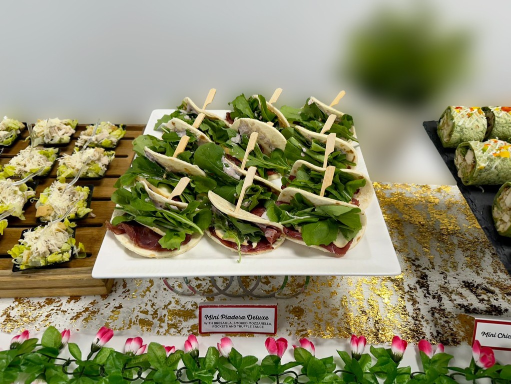 Piadera piadera-catering-carousel-13 Catering Service  